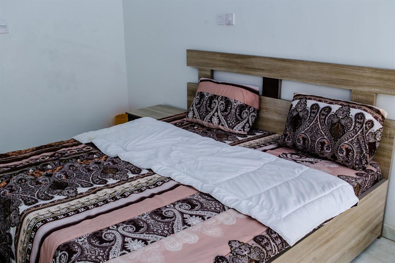 24-7 Electricity Agore Hotels And Suites Ltd Awoyaya Exteriör bild