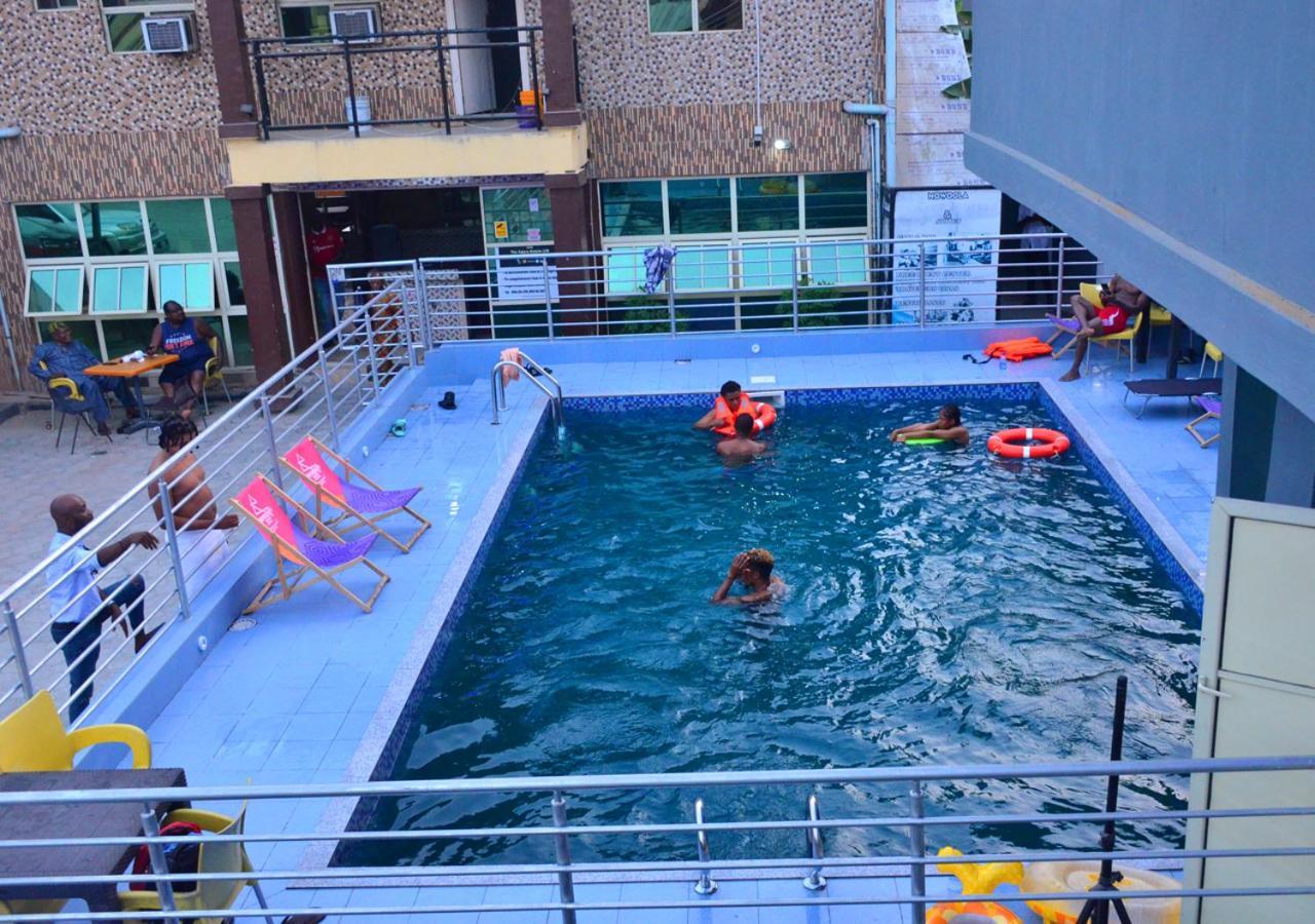 24-7 Electricity Agore Hotels And Suites Ltd Awoyaya Exteriör bild