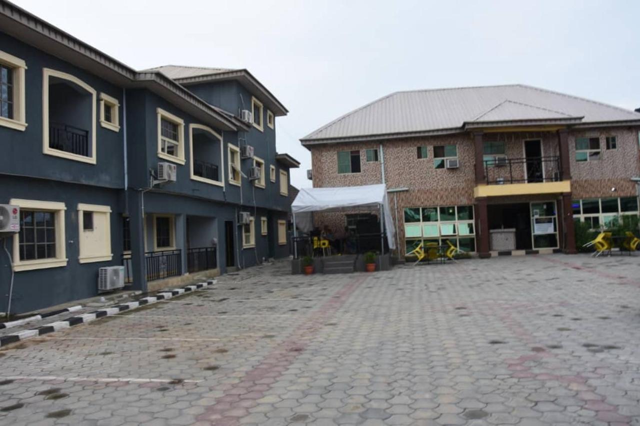24-7 Electricity Agore Hotels And Suites Ltd Awoyaya Exteriör bild